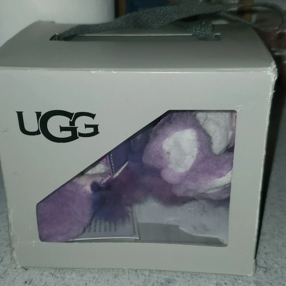 New Ugg Paz I Purple Fuzzy Bunny Bootie Ugg Size 02/03 6-12 months